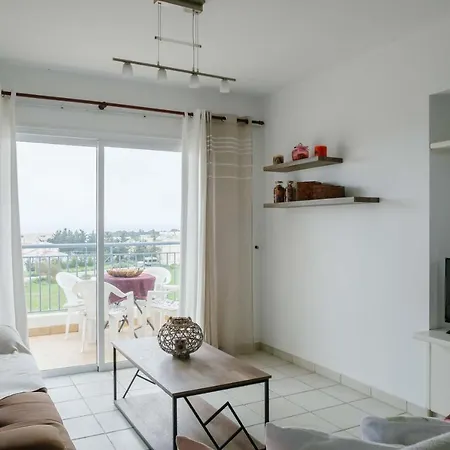 Hermes Gardens 2 Bedroom Sea View Flat In Lägenhet *