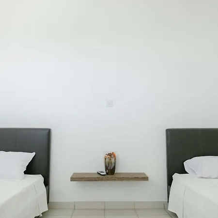 Hermes Gardens 2 Bedroom Sea View Flat In Lägenhet *