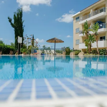 Lägenhet Hermes Gardens 2 Bedroom Sea View Flat In Paphos
