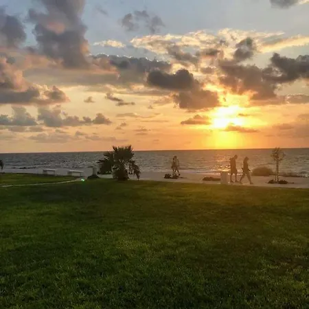 Hermes Gardens 2 Bedroom Sea View Flat In Apartment *
