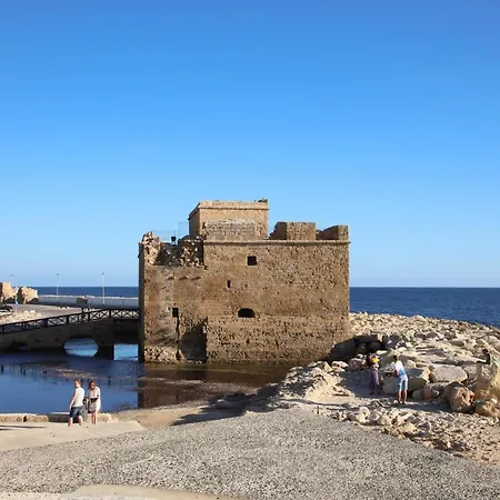 Hermes Gardens 2 Bedroom Sea View Flat In Paphos